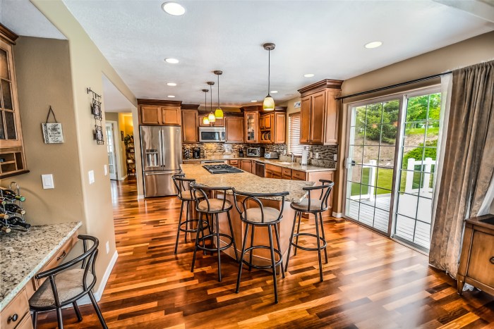 Luxury Kitchen Free Stock Photo - Public Domain Pictures Kitchen remodeling trends