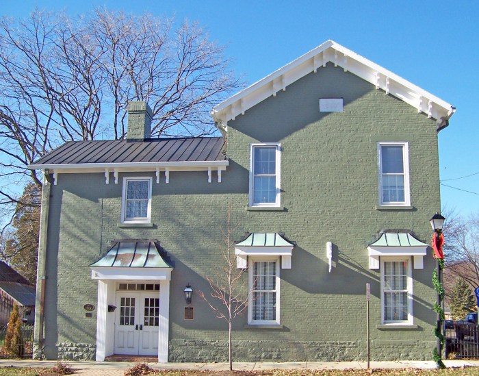 Old House Free Stock Photo - Public Domain Pictures House renovation on a budget